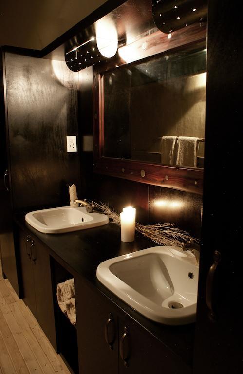 Moon Mountain Lodge Constantia Phòng bức ảnh